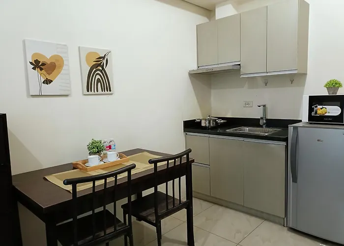 Appartement The Beacon Makati By Cozi Condotels