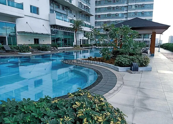 The Beacon Makati By Cozi Condotels アパート